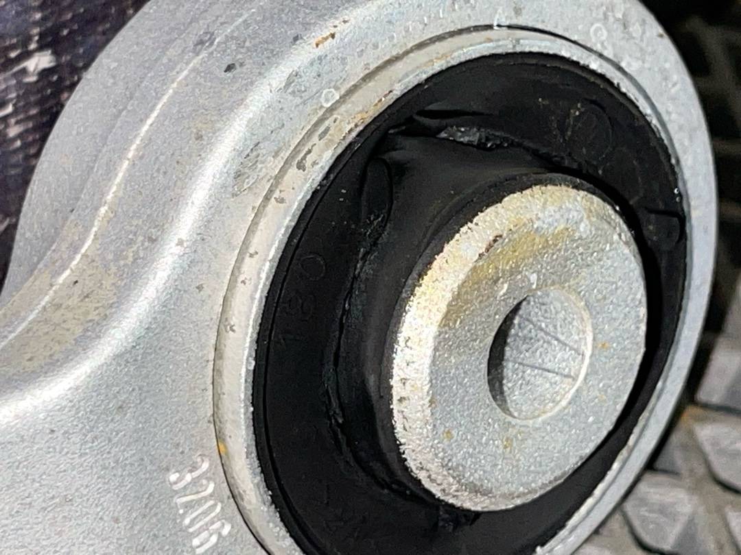 Рычаг подвески, 1114 рублей, Красноярск