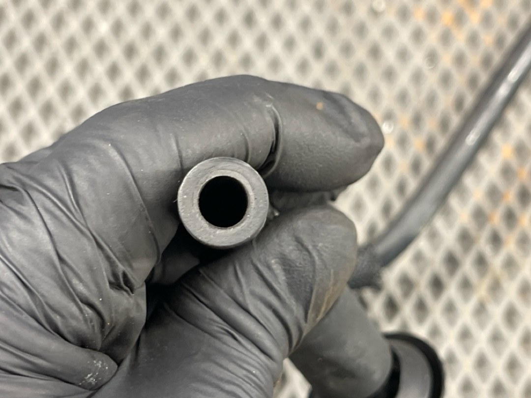 Адсорбер (фильтр паров топлива), 2516 рублей, Красноярск