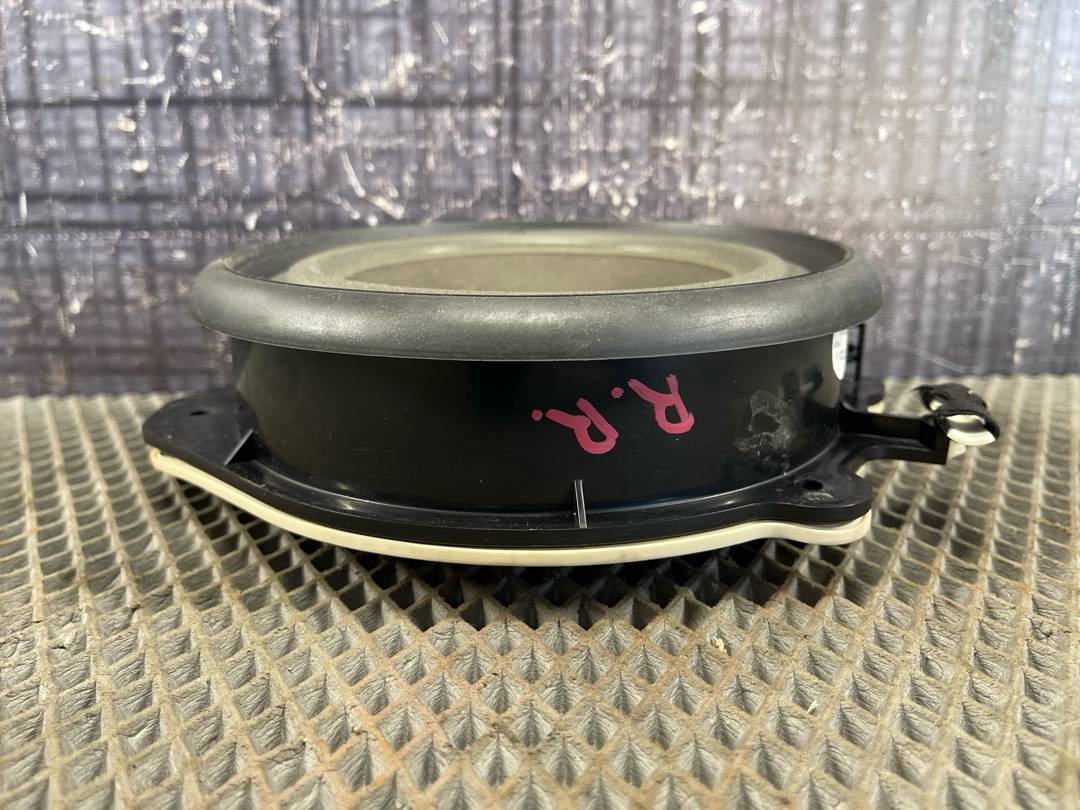 Динамик, 910 рублей, Красноярск