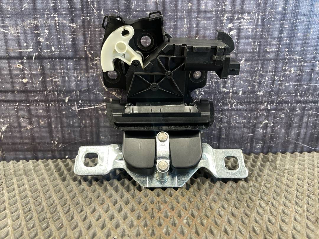 Замок крышки багажника, 3128 рублей, Красноярск