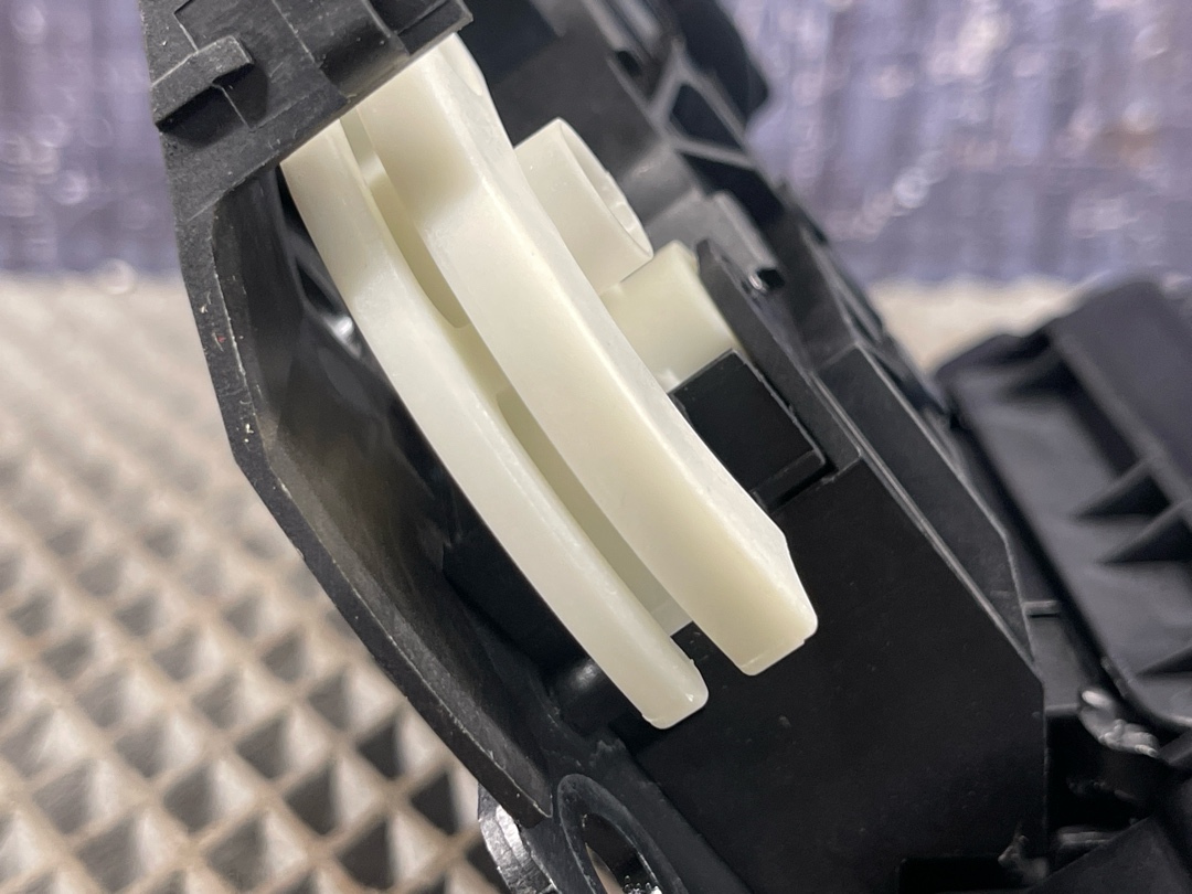 Замок крышки багажника, 3128 рублей, Красноярск