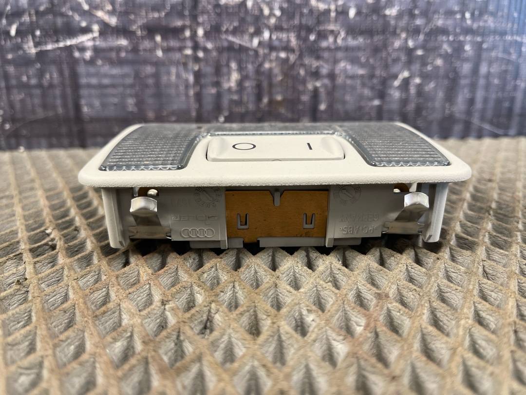 Плафон салона, 434 рублей, Красноярск