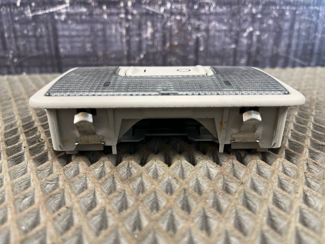 Плафон салона, 434 рублей, Красноярск