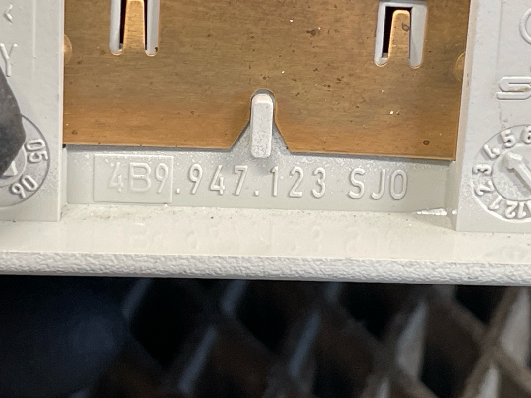 Плафон салона, 434 рублей, Красноярск