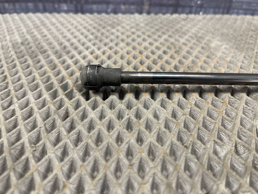 Амортизатор багажника, 553 рублей, Красноярск