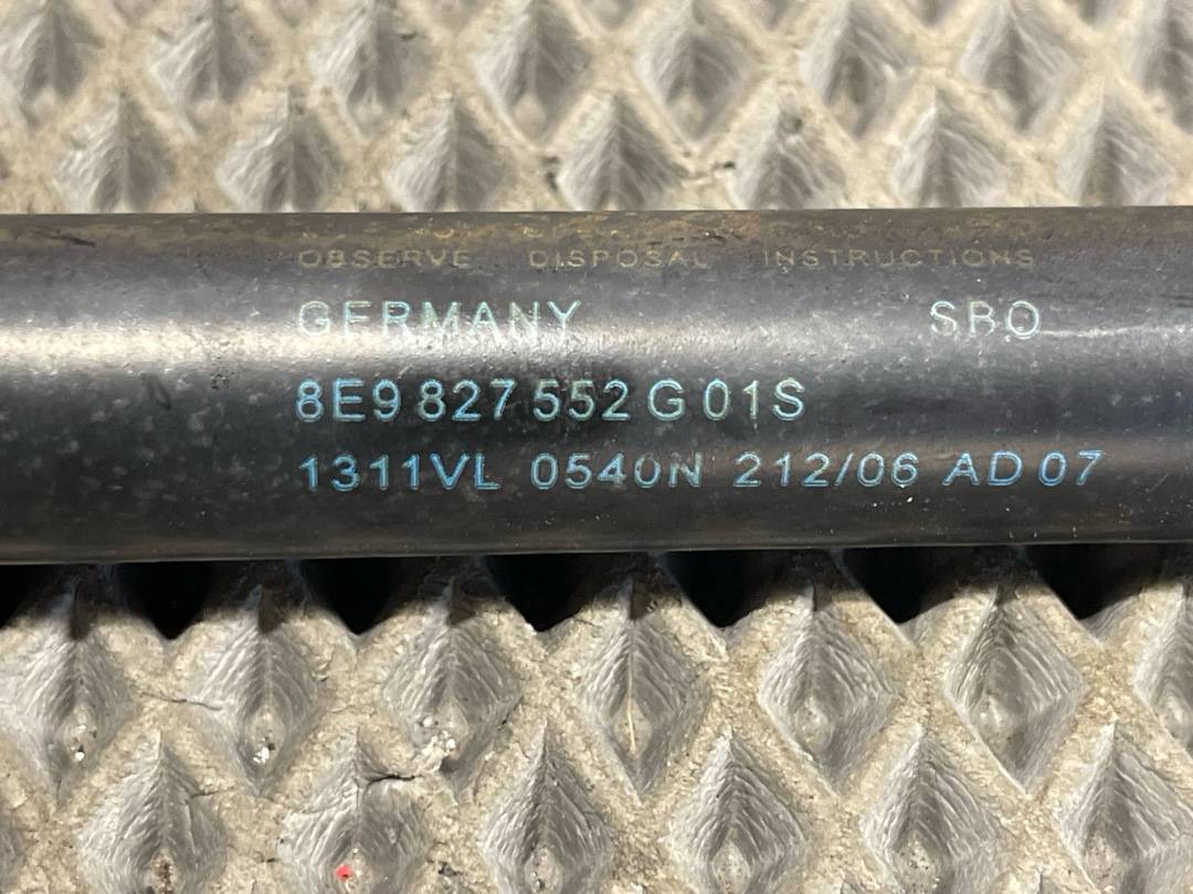 Амортизатор багажника, 553 рублей, Красноярск