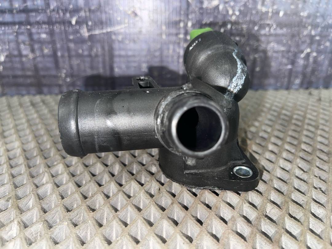 Фланец системы охлаждения, 1284 рублей, Красноярск