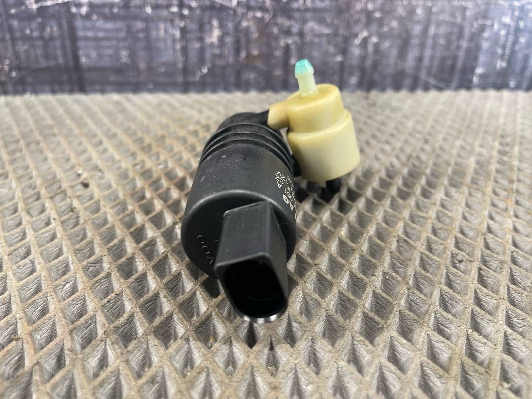 Мотор бачка стеклоомывателя, 825 рублей, Красноярск