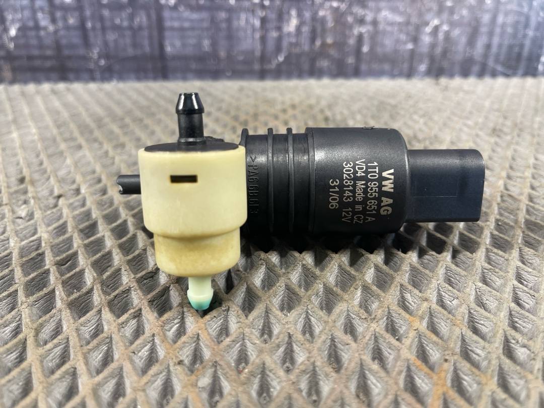 Мотор бачка стеклоомывателя, 825 рублей, Красноярск