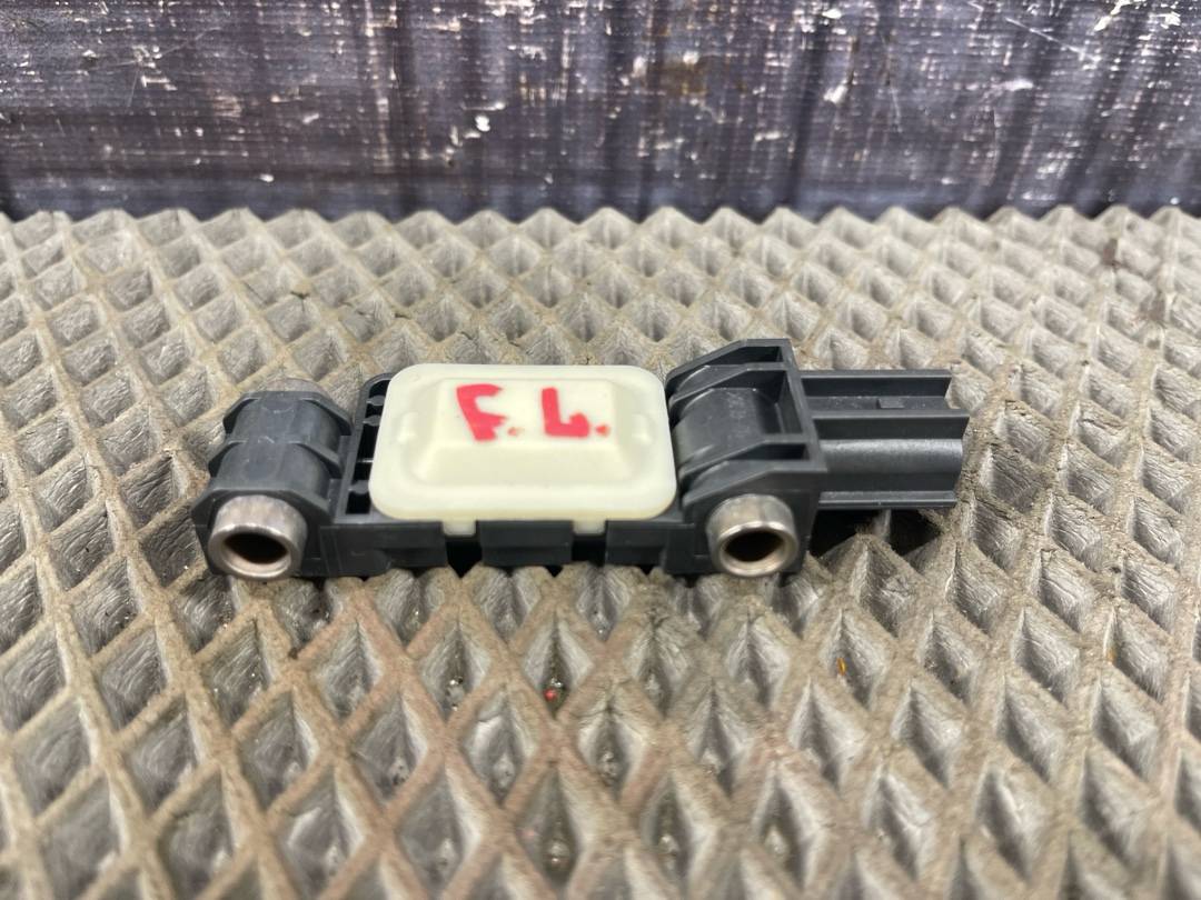 Датчик Airbag, 850 рублей, Красноярск