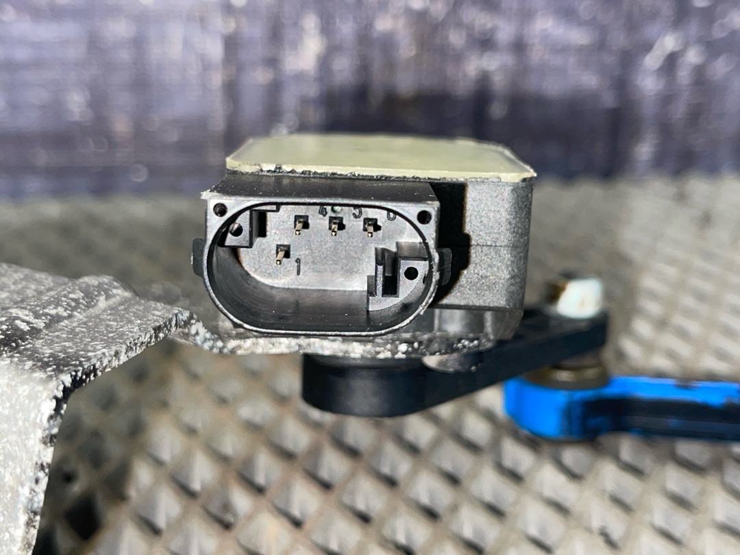 Датчик уровня подвески, 3706 рублей, Красноярск