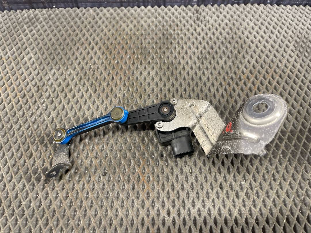 Датчик уровня подвески, 3706 рублей, Красноярск