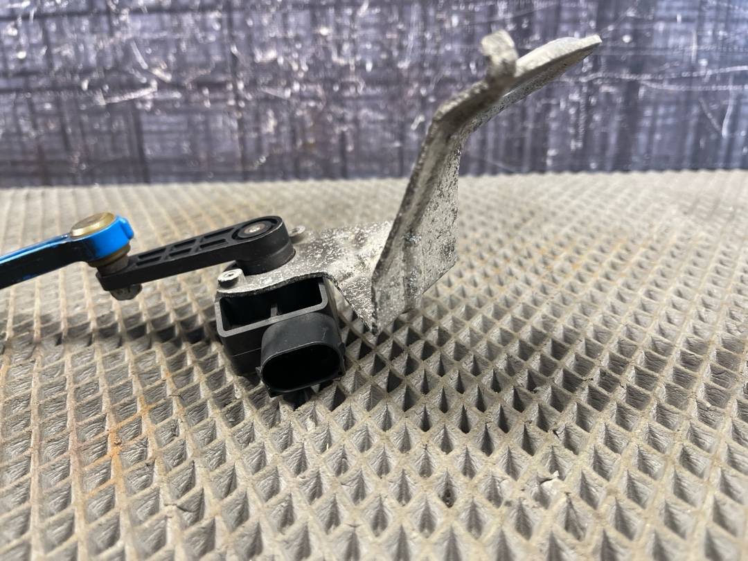 Датчик уровня подвески, 3706 рублей, Красноярск