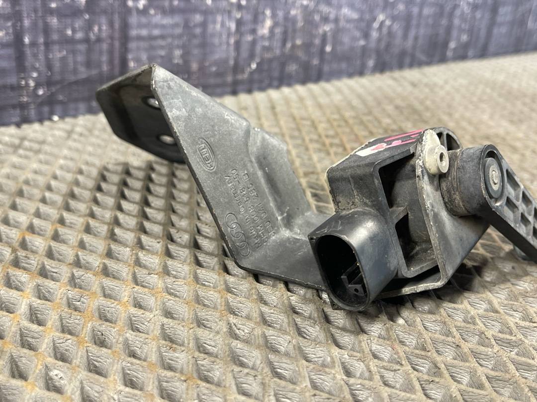 Датчик уровня подвески, 3706 рублей, Красноярск