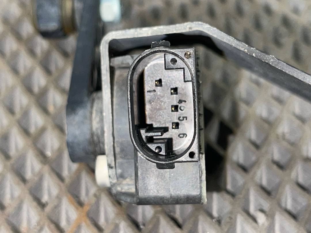 Датчик уровня подвески, 3706 рублей, Красноярск