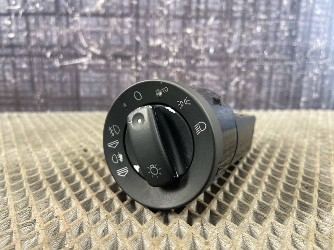 Переключатель света, 2108 рублей, Красноярск