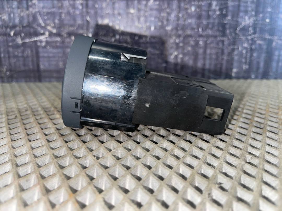 Переключатель света, 2108 рублей, Красноярск