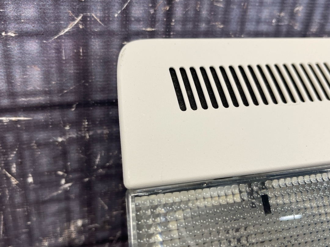 Плафон салона, 1173 рублей, Красноярск