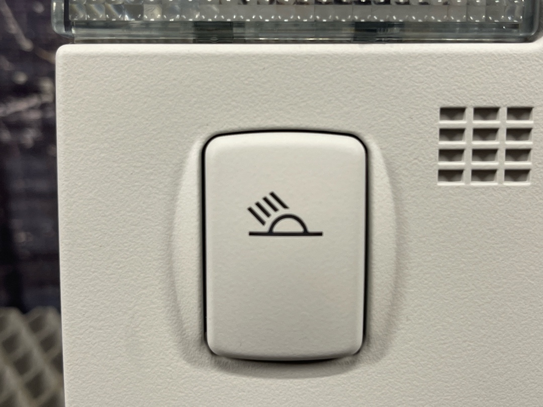 Плафон салона, 1173 рублей, Красноярск