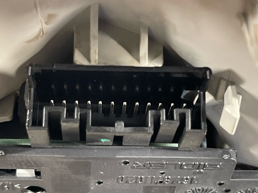 Плафон салона, 1173 рублей, Красноярск