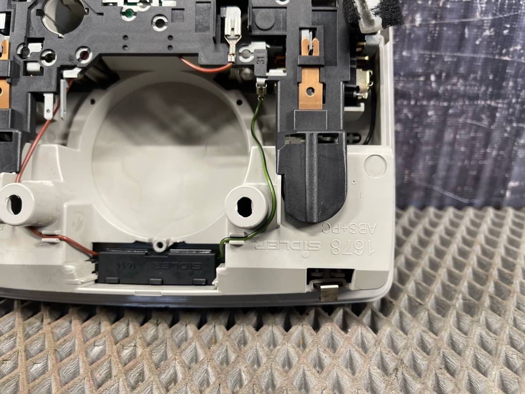 Плафон салона, 1173 рублей, Красноярск