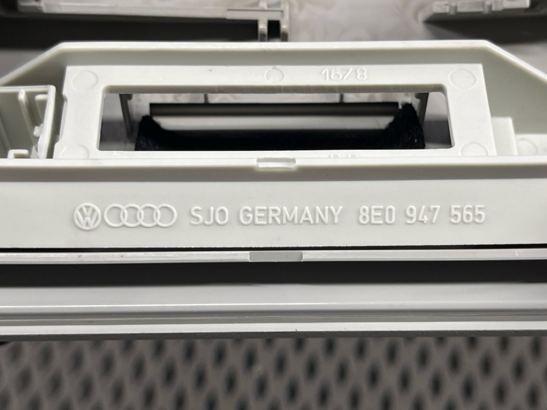 Плафон салона, 1173 рублей, Красноярск