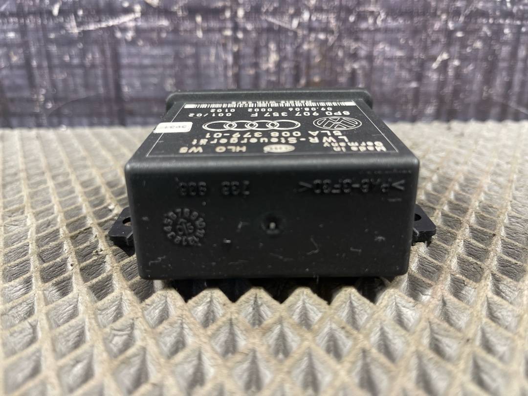 Блок управления корректором фар, 1122 рублей, Красноярск