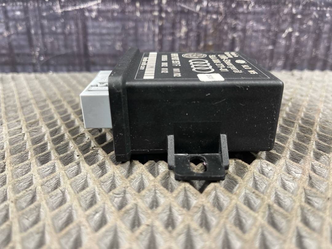 Блок управления корректором фар, 1122 рублей, Красноярск