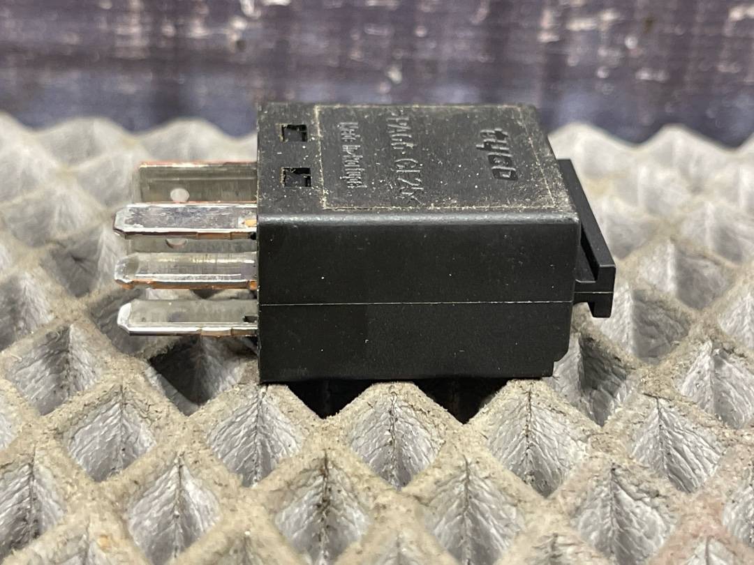 Реле, 357 рублей, Красноярск