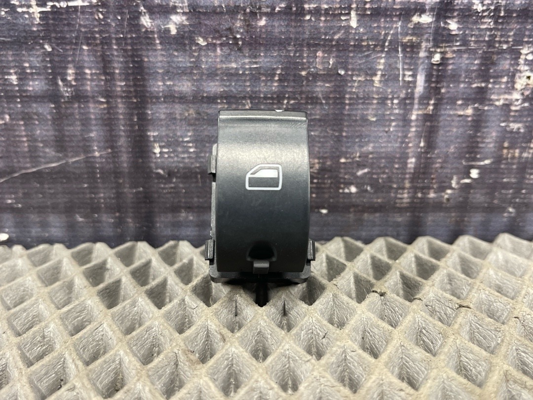 Кнопка стеклоподъемника, 485 рублей, Красноярск