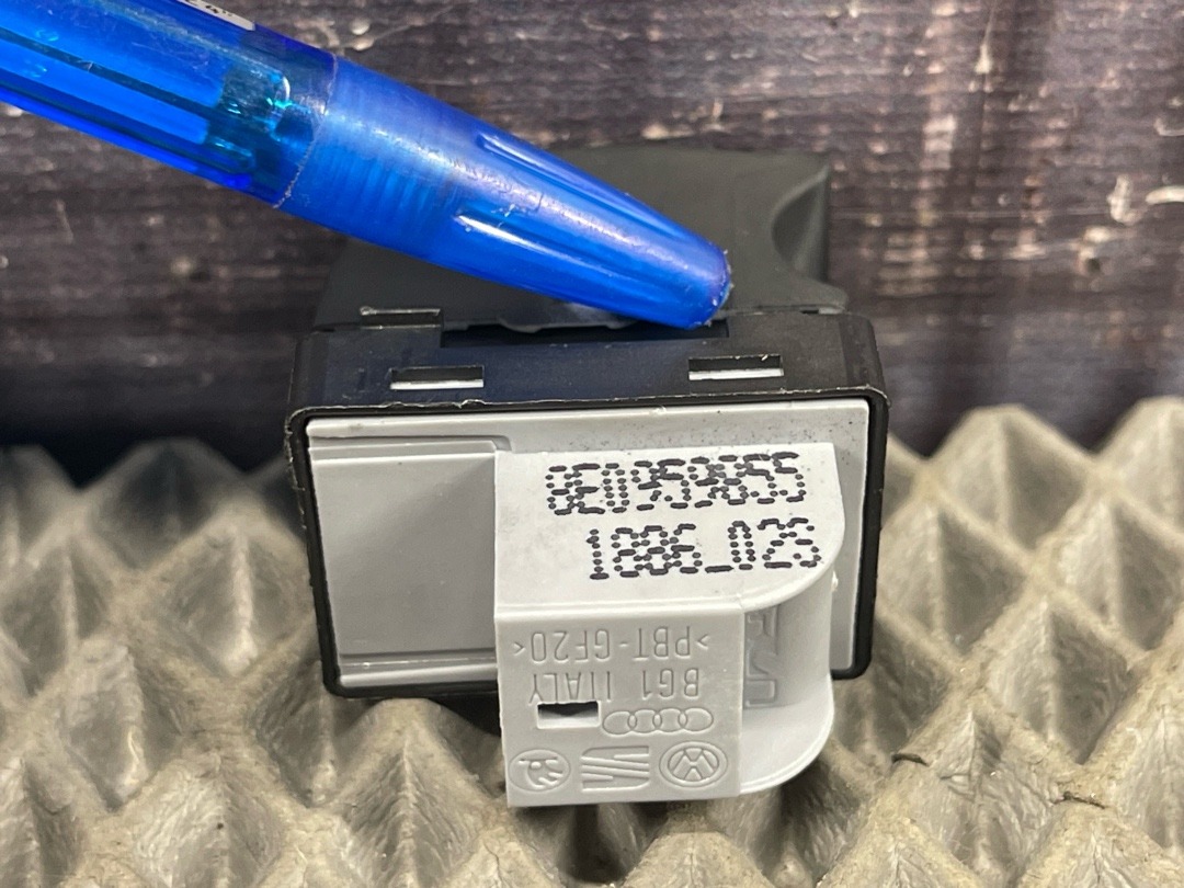 Кнопка стеклоподъемника, 485 рублей, Красноярск