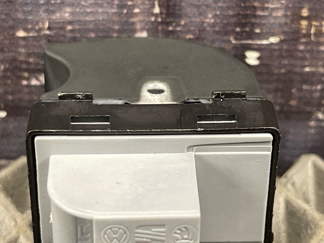 Кнопка стеклоподъемника, 485 рублей, Красноярск