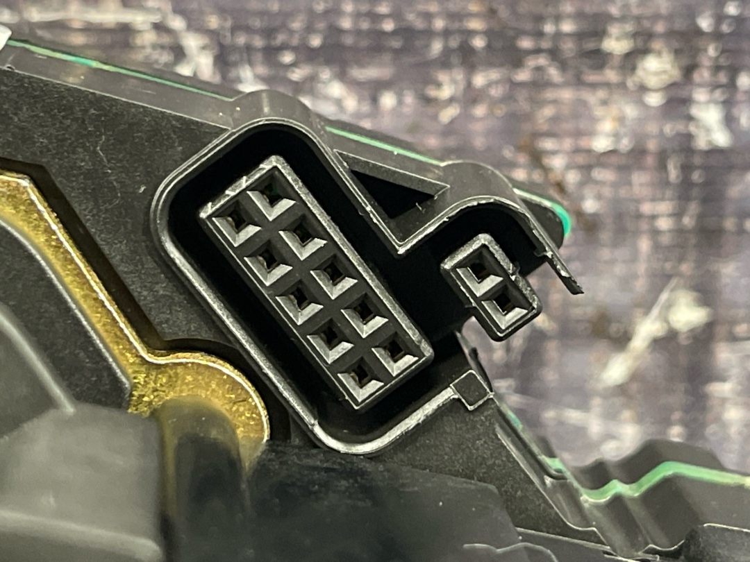 Подрулевой переключатель, 1641 рублей, Красноярск