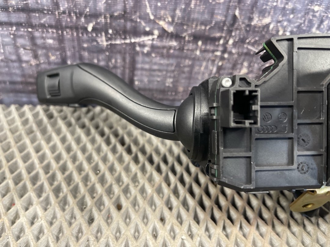 Подрулевой переключатель, 1641 рублей, Красноярск