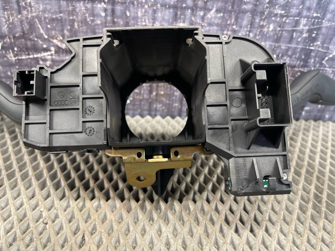 Подрулевой переключатель, 1641 рублей, Красноярск