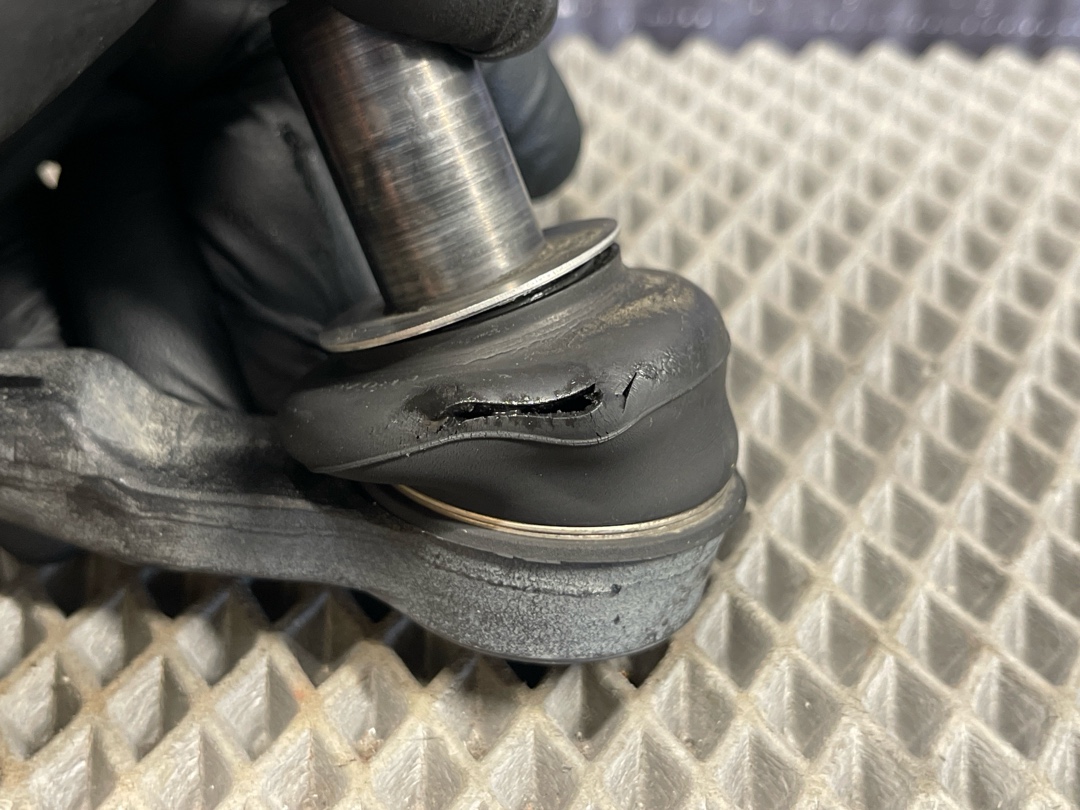 Тяга рулевая с наконечником, 1581 рублей, Красноярск