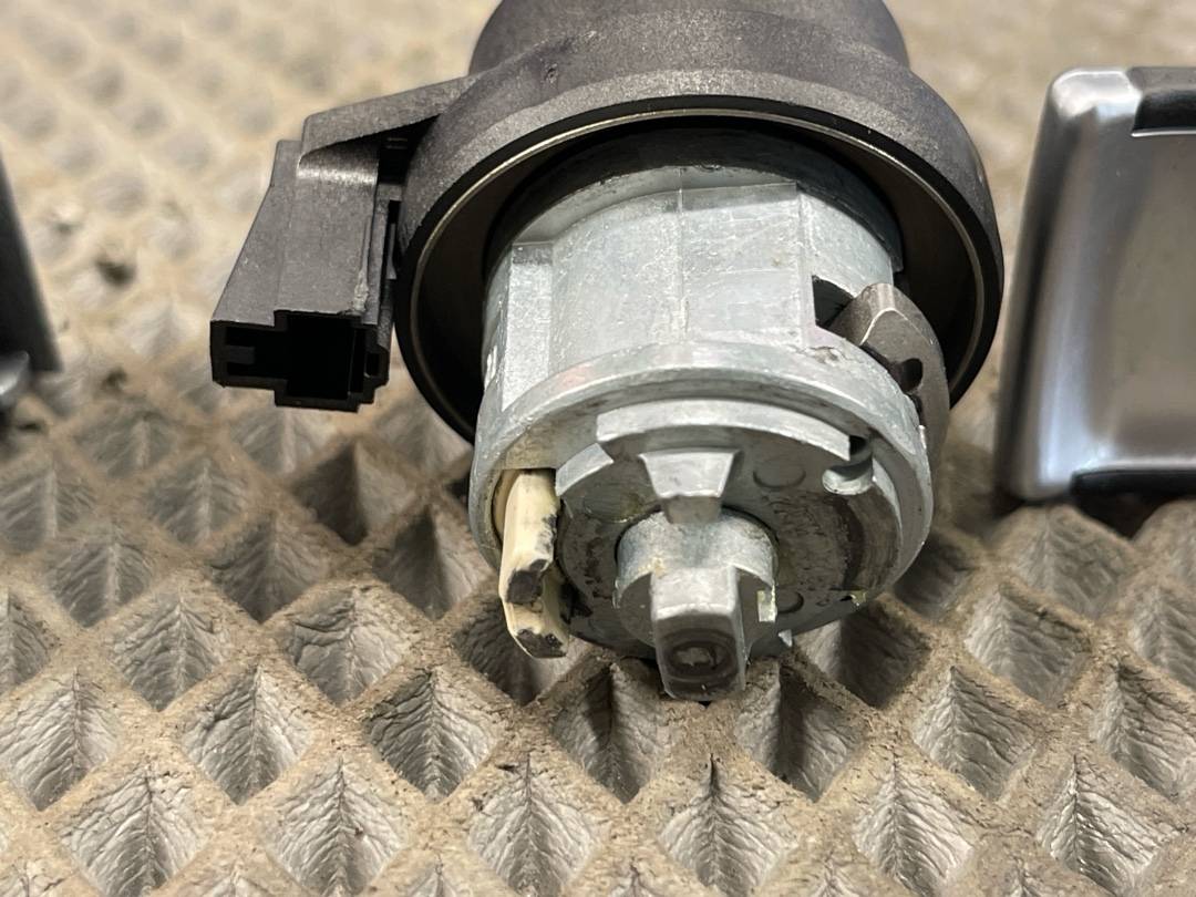 Комплект замков с ключом, 5406 рублей, Красноярск