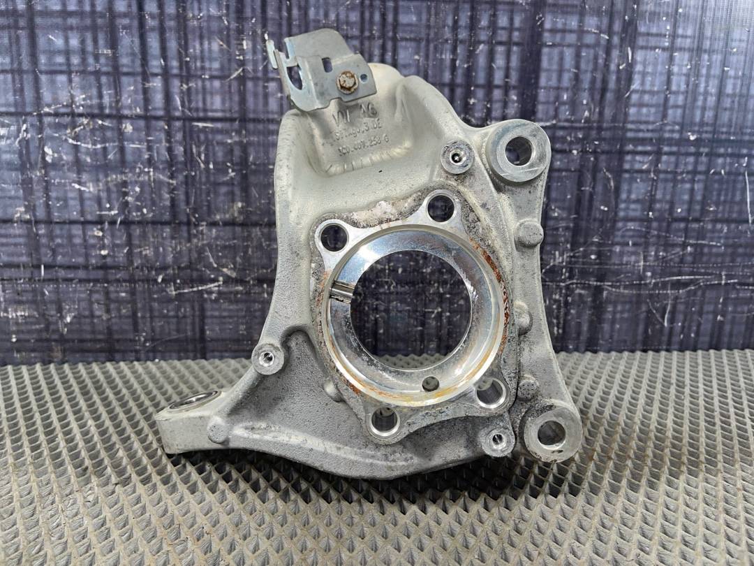 Поворотный кулак, 4320 рублей, Красноярск