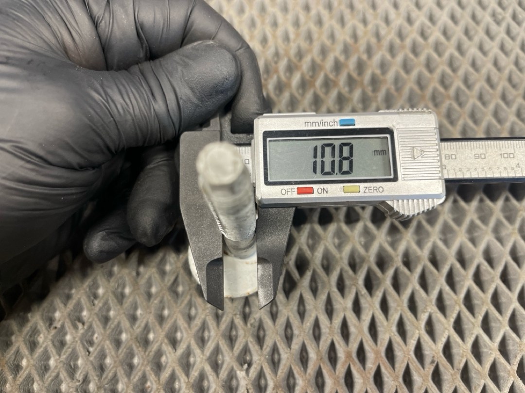 Болт развальный, 710 рублей, Красноярск