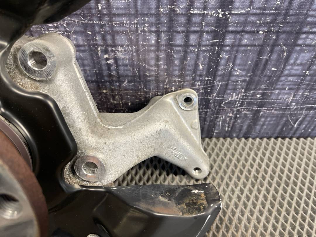 Поворотный кулак, 3430 рублей, Красноярск