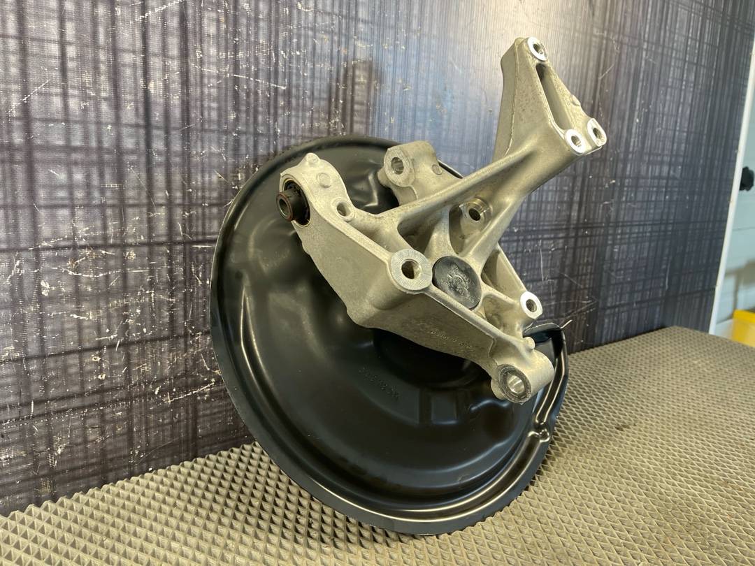 Поворотный кулак, 3430 рублей, Красноярск