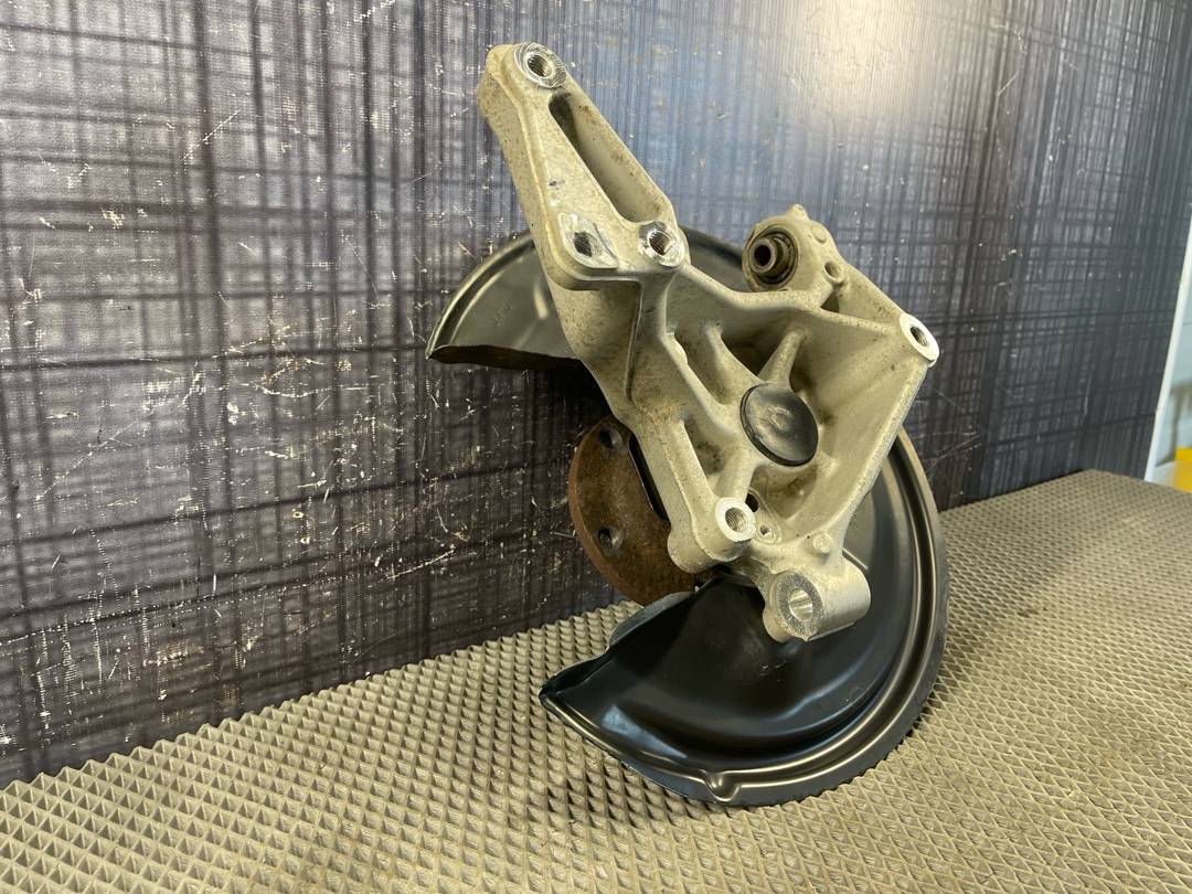 Поворотный кулак, 3430 рублей, Красноярск