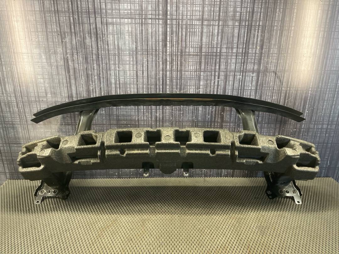 Усилитель бампера, 5860 рублей, Красноярск