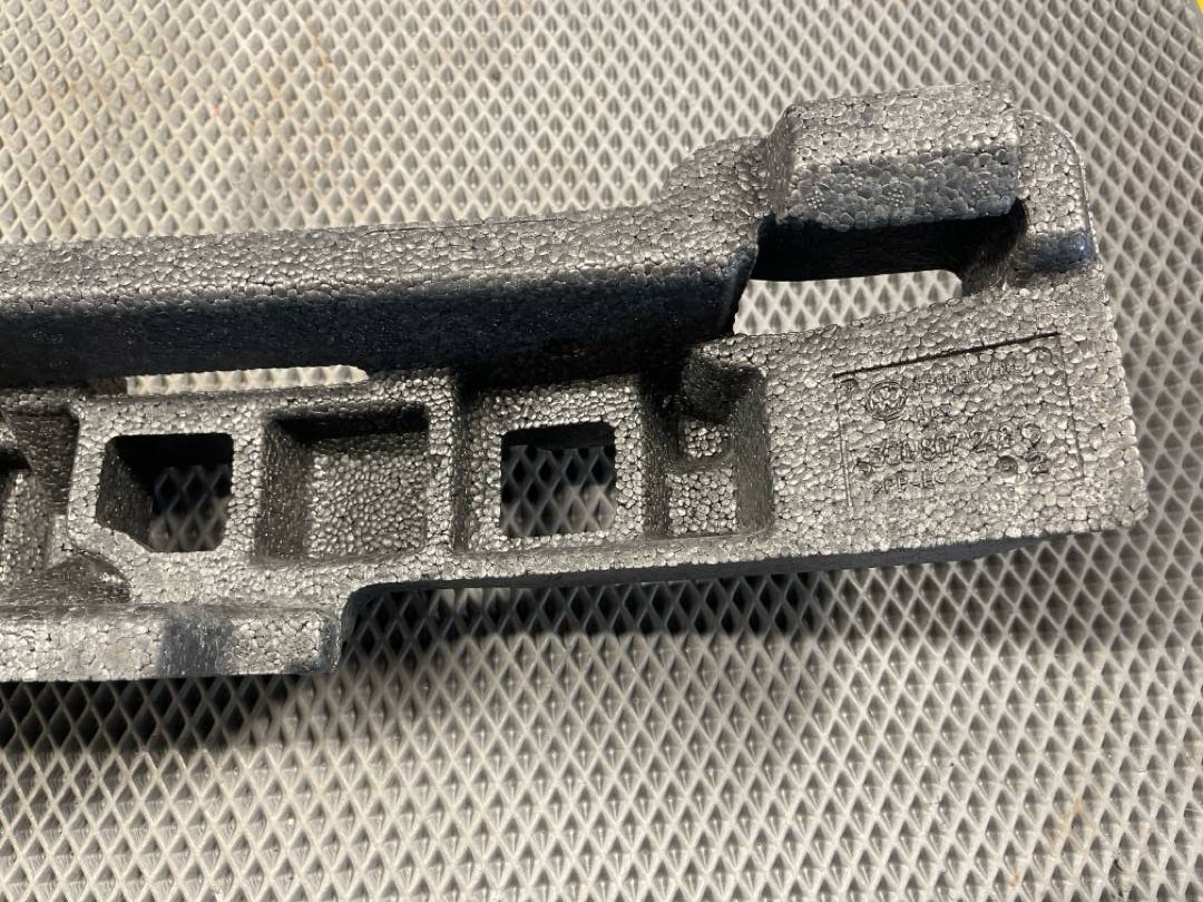 Усилитель бампера, 5860 рублей, Красноярск