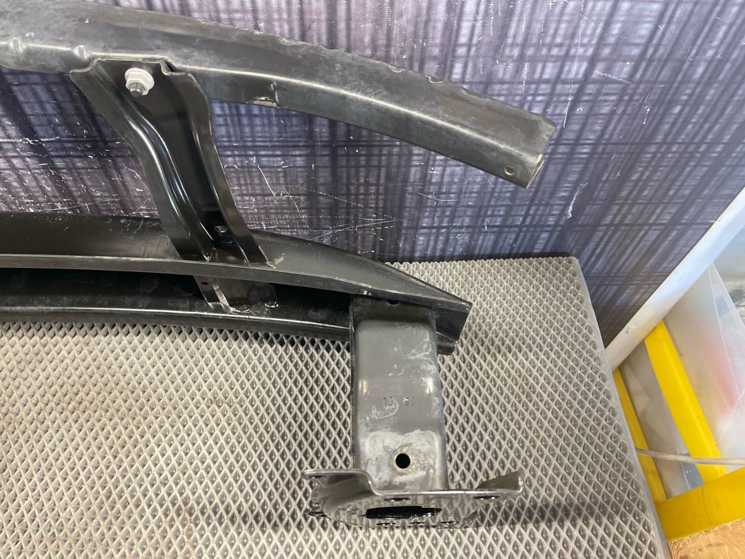 Усилитель бампера, 5860 рублей, Красноярск