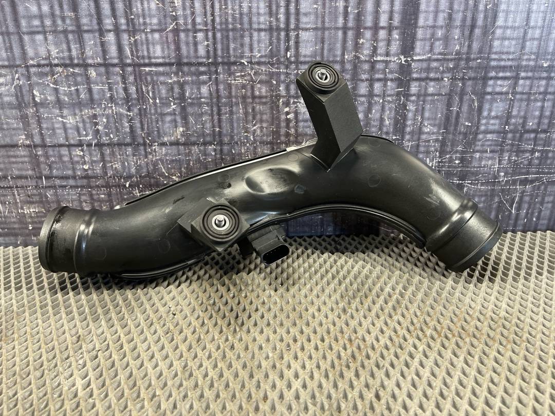 Патрубок интеркуллера, 2990 рублей, Красноярск