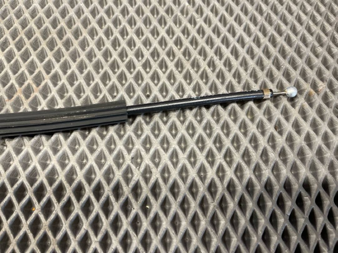 Замок капота, 1630 рублей, Красноярск