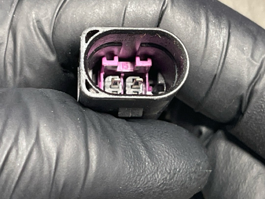 Замок капота, 1630 рублей, Красноярск