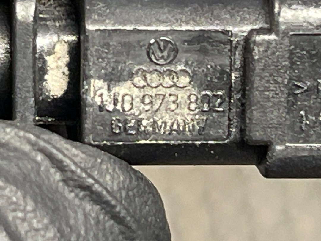 Замок капота, 1630 рублей, Красноярск