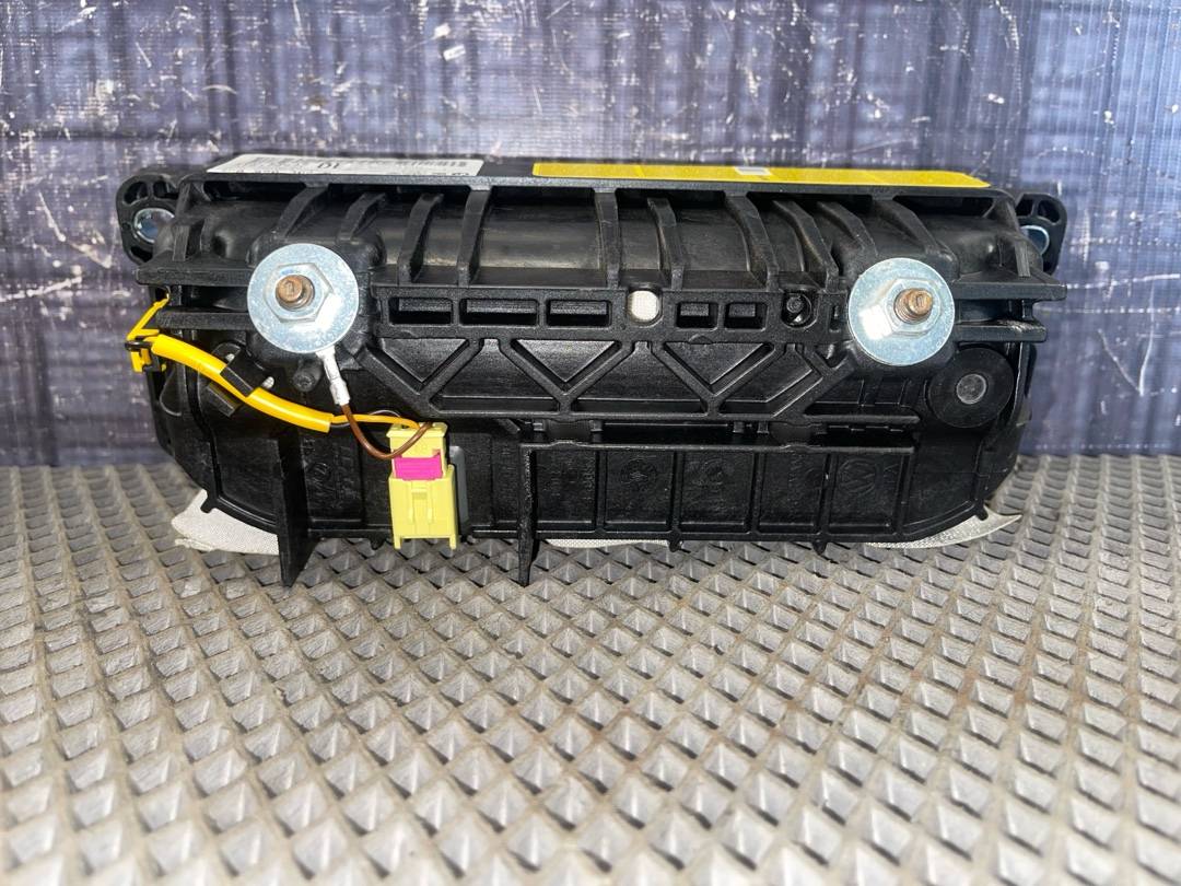 Подушка безопасности, 3460 рублей, Красноярск